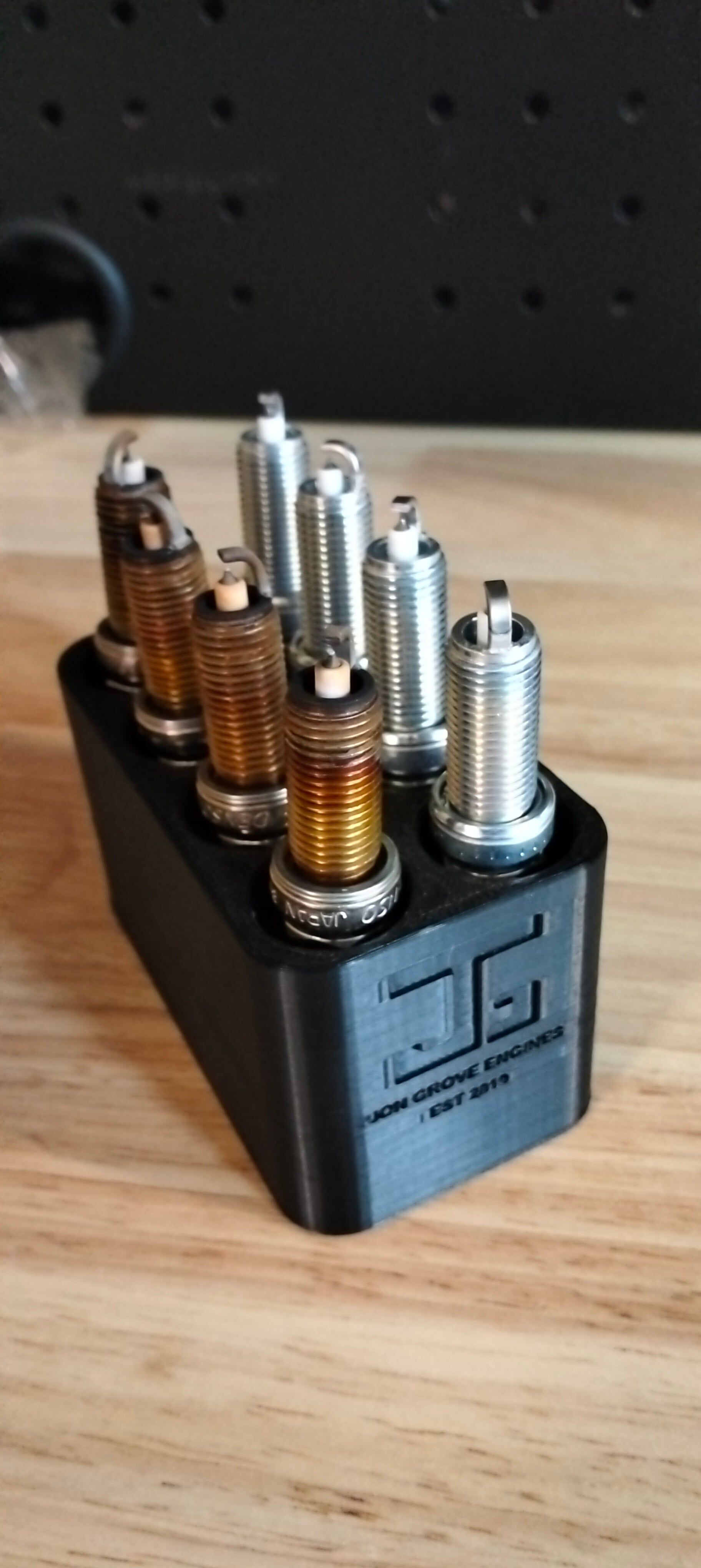 Spark plug caddy 4/8