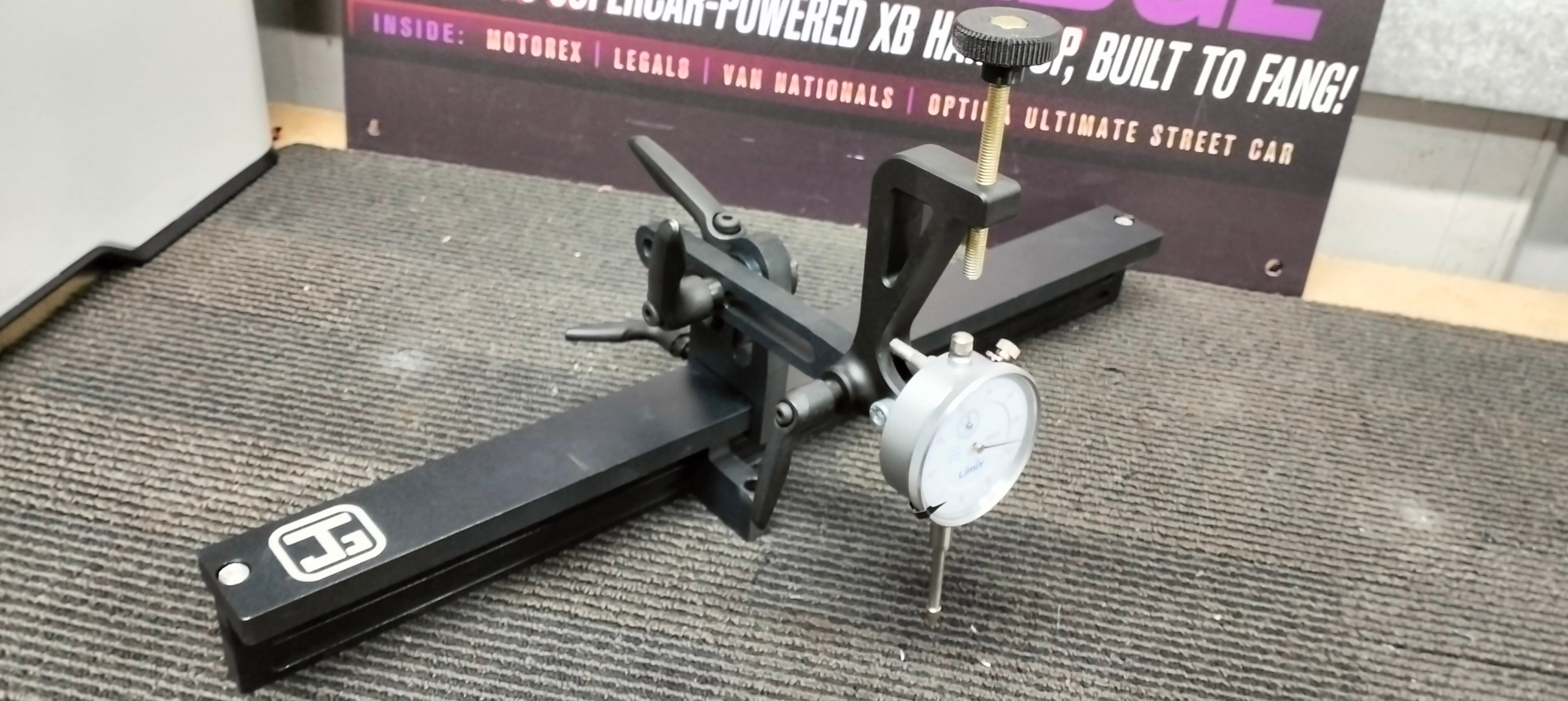 Flow bench valve actuator stand