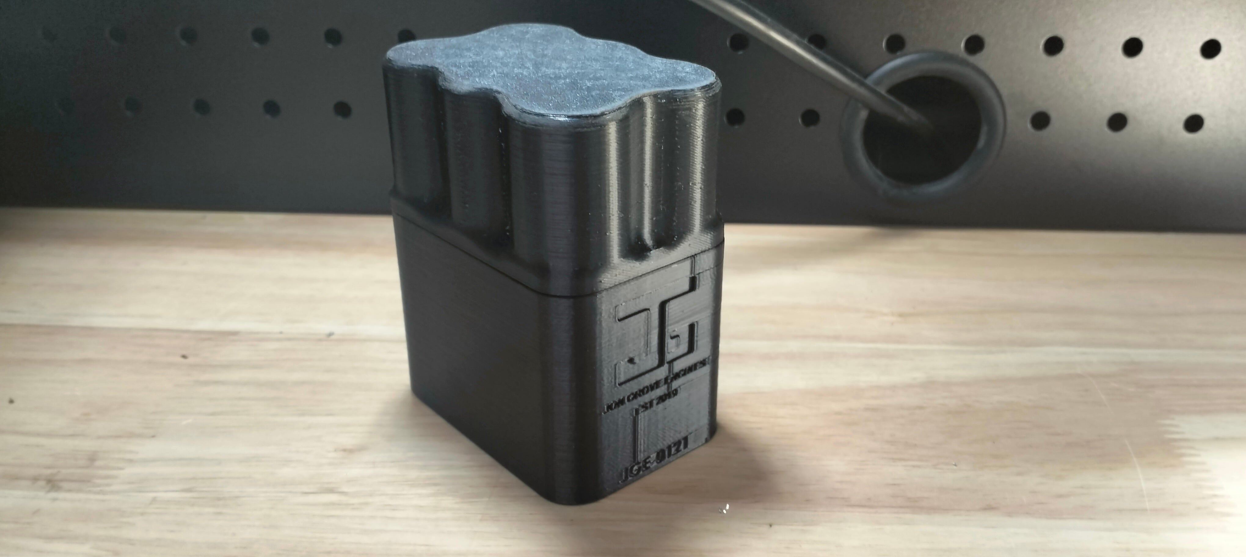 Spark plug caddy - 3/6
