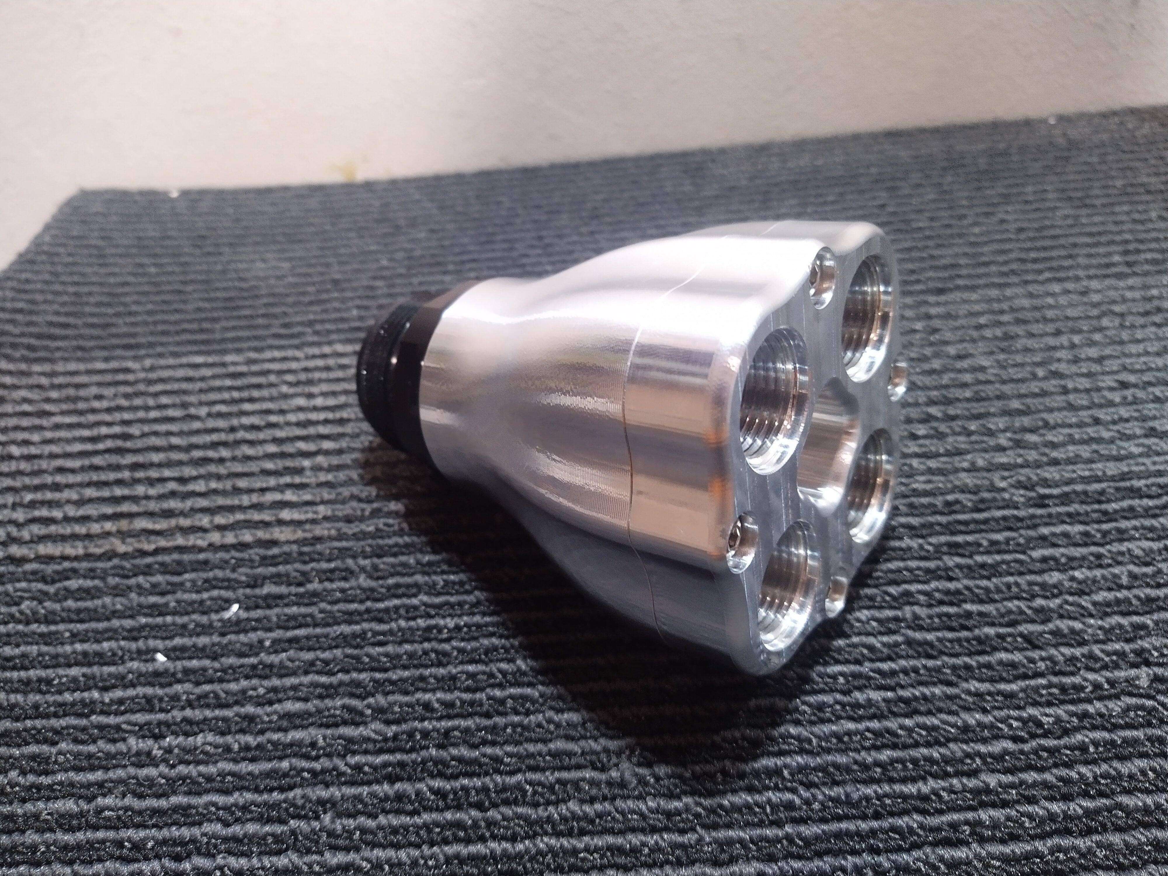 Water Outlet Manifold